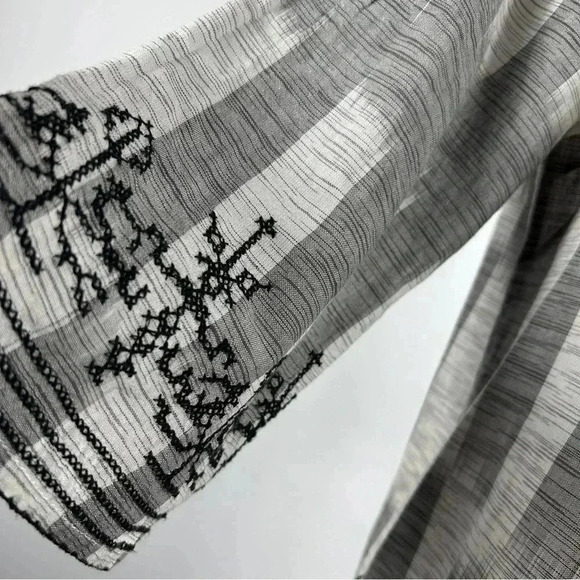 🌟Lucky brand top  S - Picture 5 of 11